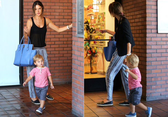 Alessandra Ambrósio passeia com o filho Noah por Los Angeles