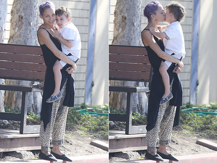 Nicole Richie mostra todo seu carinho por seu filho em Los Angeles