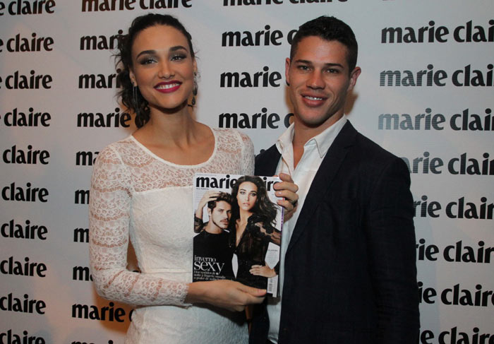 Débora Nascimento e José Loreto prestigiam lançamento de revista