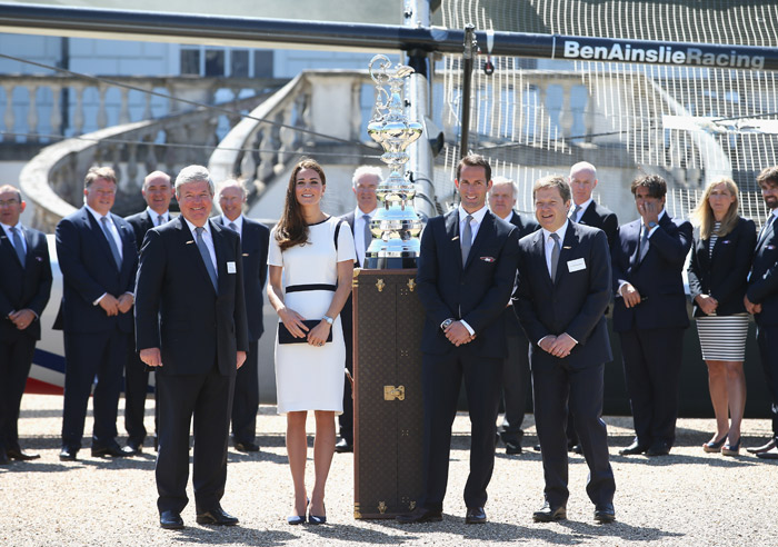 Kate Middleton promove campeonato de vela no Reino Unido