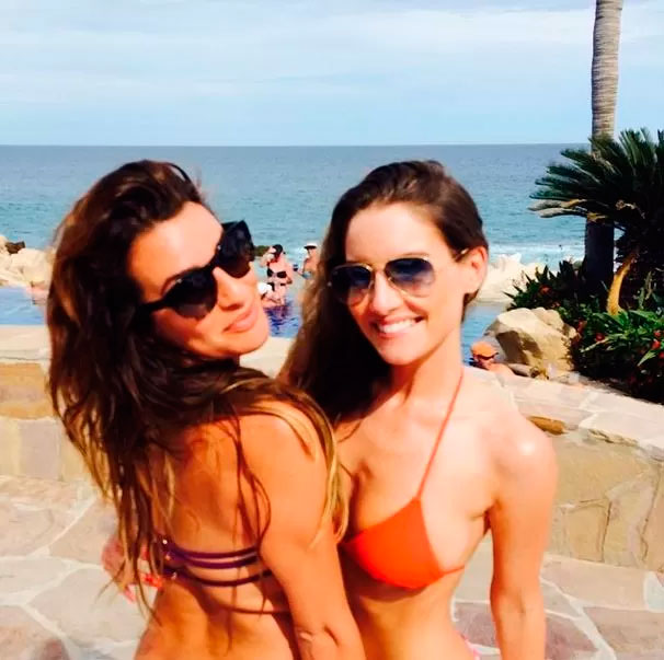  Lea Michele se diverte no México 