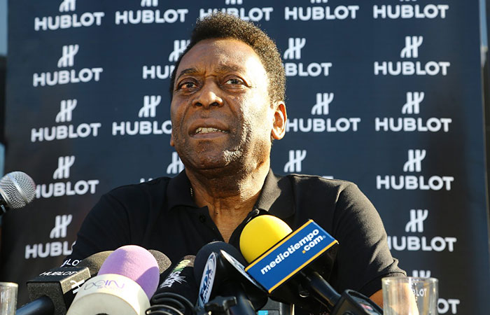 Pelé participa de coletiva de imprensa de marca de relógios no Rio