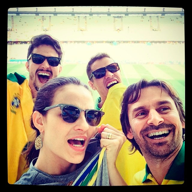 Na torcida! Luciano Huck, Fiorella Mattheis e outros famosos vão a Arena Castelão assistir ao jogo do Brasil