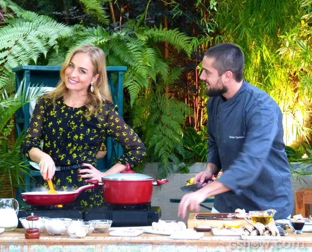 Rafael Cardoso gosta de ficar em casa com a esposa e cozinhar