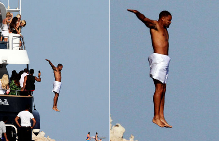 Will Smith mostra o corpão em férias em Ibiza, na Espanha