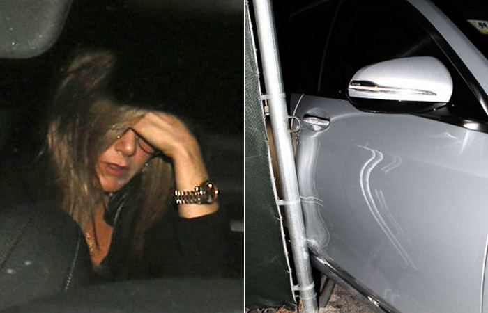 Jennifer Aniston aparece com carro batido em saída de restaurante