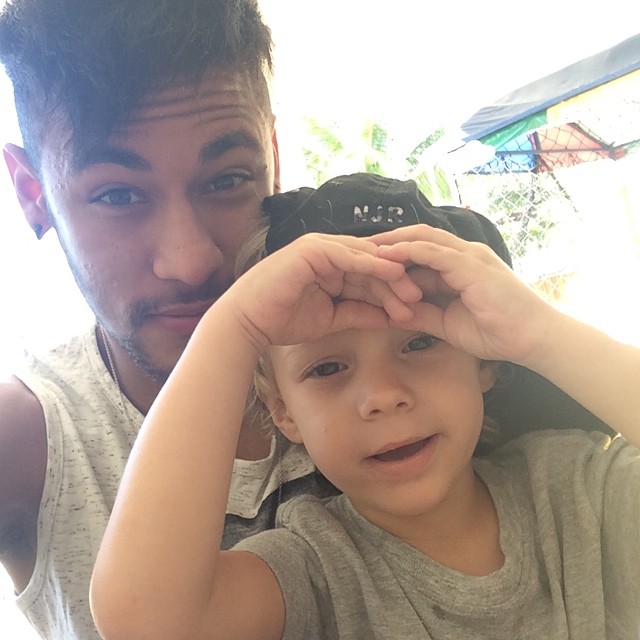  Neymar paparica Davi Lucca