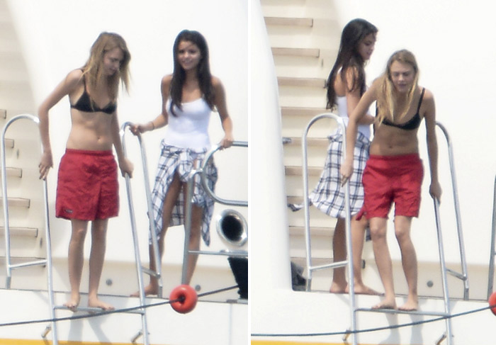 De maiô, Selena Gomez curte St. Tropez com Cara Delevingne