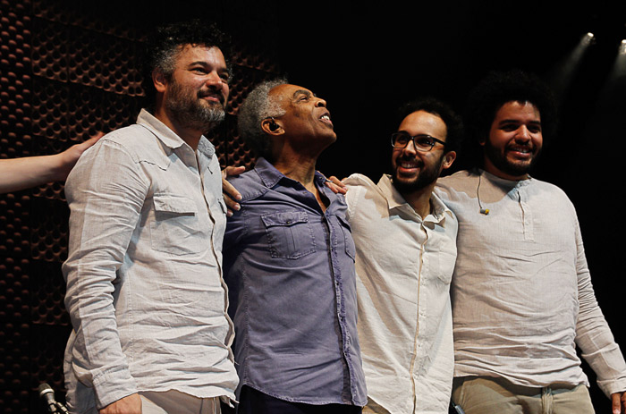 Gilberto Gil inaugura mais novo teatro de São Paulo