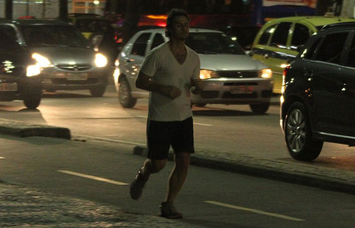 Gabriel Braga Nunes prefere correr à noite