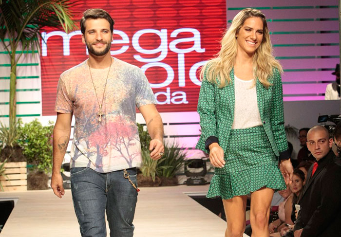  Giovanna Ewbank e Bruno Gagliasso causam frenesi em evento de moda