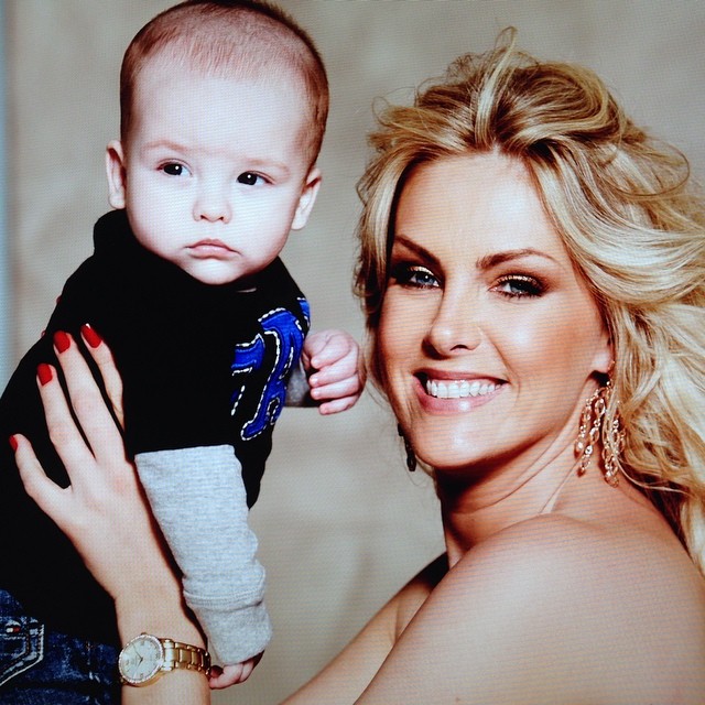 Ana Hickmann mostra foto (linda) ao lado de Alexandre Junior