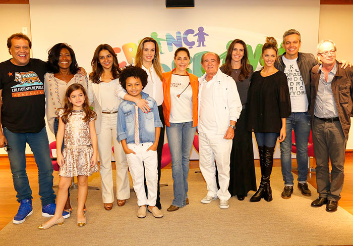 Renato Aragão lança campanha 2014 do Criança Esperança com elenco da Globo