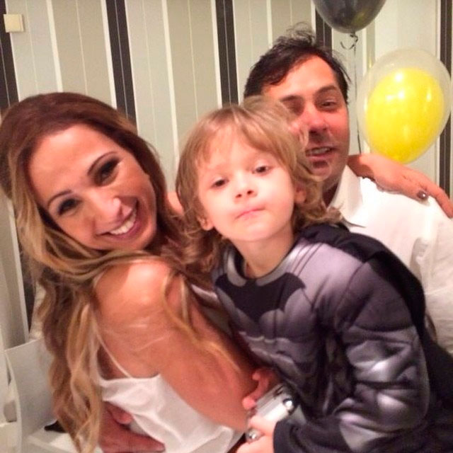 Valesca Popozuda faz selfie com Celso Portiolli