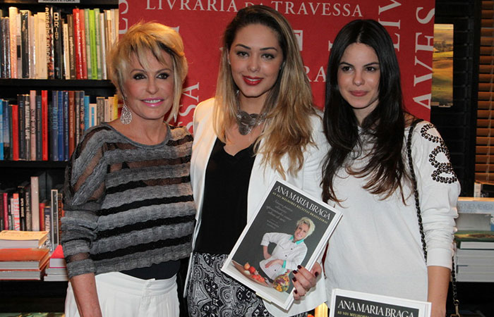 Famosos vão ao lançamento do livro de Ana Maria Braga