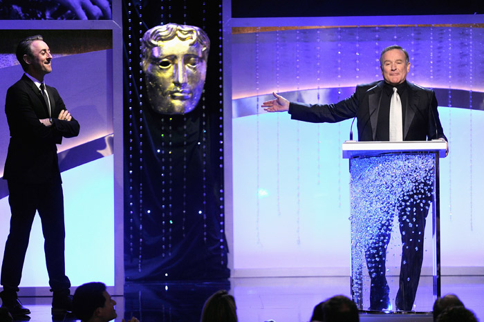 Robin Williams homenageado por sua contribuição ao cinema na entrega do prêmio BAFTA 2011, em Los Angeles 