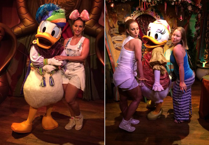 Valesca Popozuda se diverte com a turma do Mickey 