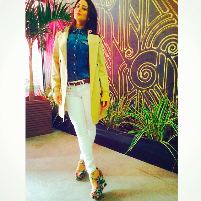 Carol Castro mostra o Look do Dia em tarde fria