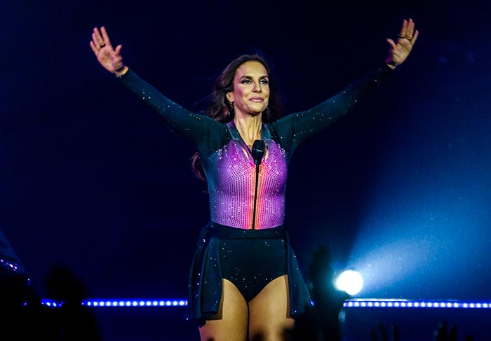 Reynaldo Gianecchini tieta Ivete Sangalo antes de show em São Paulo