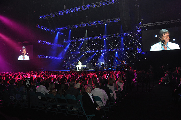 Roberto Carlos se apresenta no MGM Grand Arena, em Las Vegas