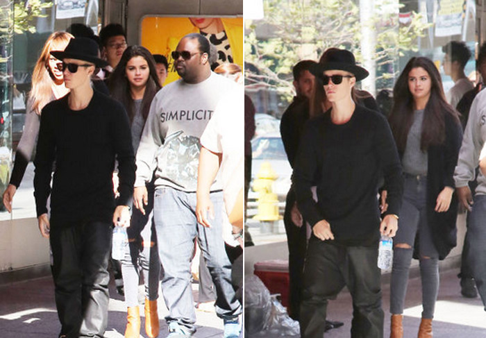 Justin Bieber e Selena Gomez chegam juntos a hotel no Canadá