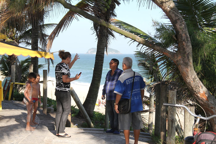 Zeca Pagodinho e David Brazil se encontram na Barra da Tijuca