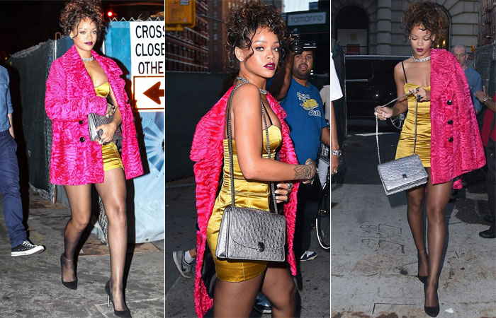 Rihanna aposta no rosa choque e sai para jantar, em Nova York