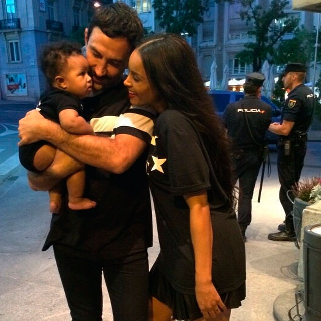 - Ciara mostra o rotinho de seu bebê pela primeira vez 