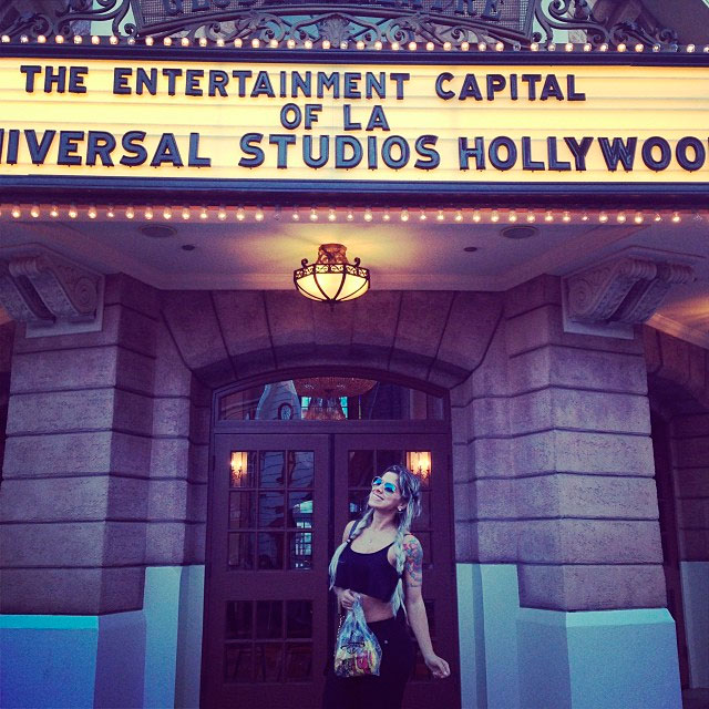 Hollywood / Ex-BBB Vanessa Mesquita aproveita folga em Los Angeles