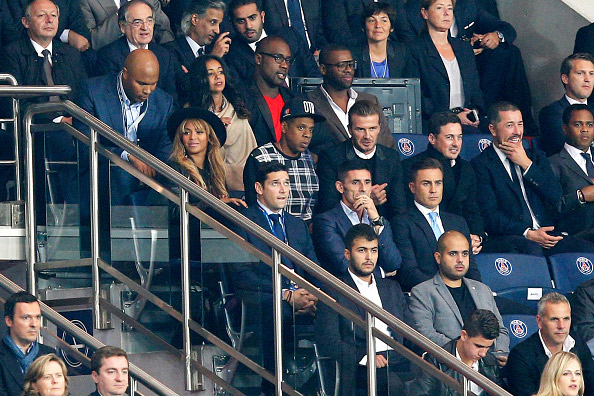 Beyoncé e Jay-Z vão a estádio e assistem jogaço com gols de Neymar e David Luiz