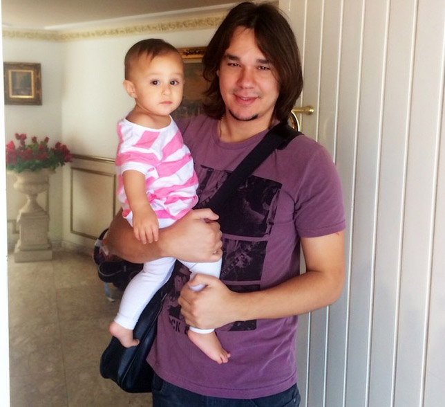 Natalia Guimarães posta foto de Leandro com a filha: ‘Saudade’