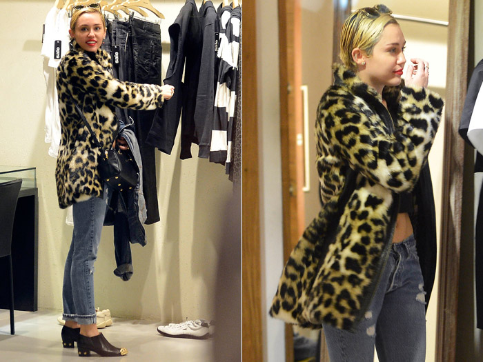 Miley Cyrus vai às compras em Buenos Aires com casaco de oncinha