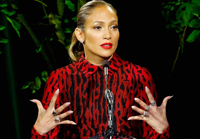 Jennifer Lopez relembra que roubou comida para não passar fome