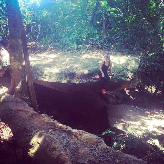  Mariana Ximenes passeia pelo Parque Florestal da Tijuca, no Rio