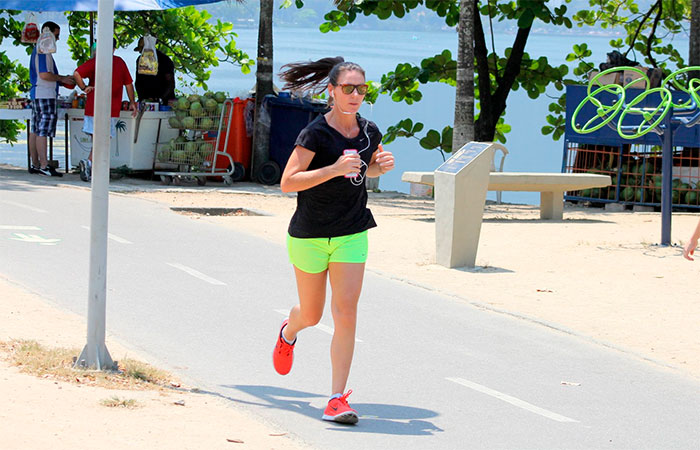  Glenda Kozlowski faz corrida na Lagoa Rodrigo de Freitas, no Rio de Janeiro