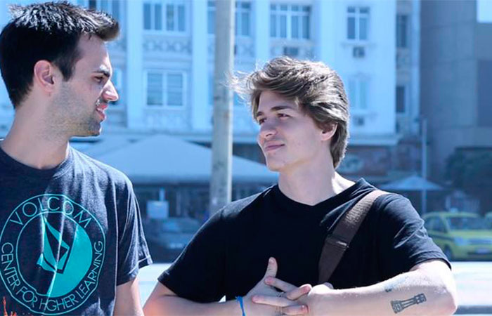  Websérie reúne Matheus Silvestre e elenco jovem para falar sobre homofobia 