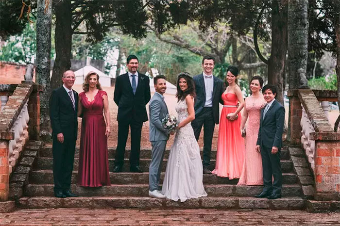 Saiba os detalhes da cerimônia de casamento de Junior Lima e Monica Benini