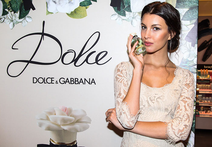 Kate King lança perfume da Dolce & Gabbana em São Paulo