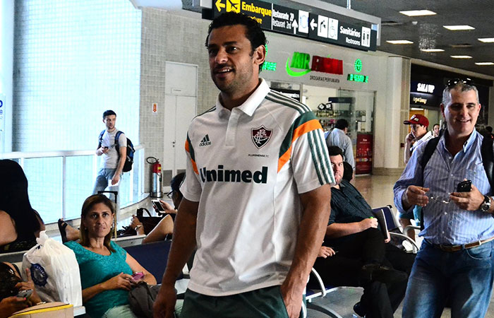 Fred embarca no Rio de Janeiro com equipe do Fluminense