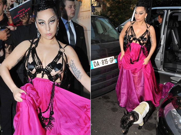 Lady Gaga veste look nada casual para passear com sua pet