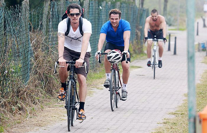 Rafael Cardoso, Igor Rickli e Rafael Losso pedalam juntos no Rio