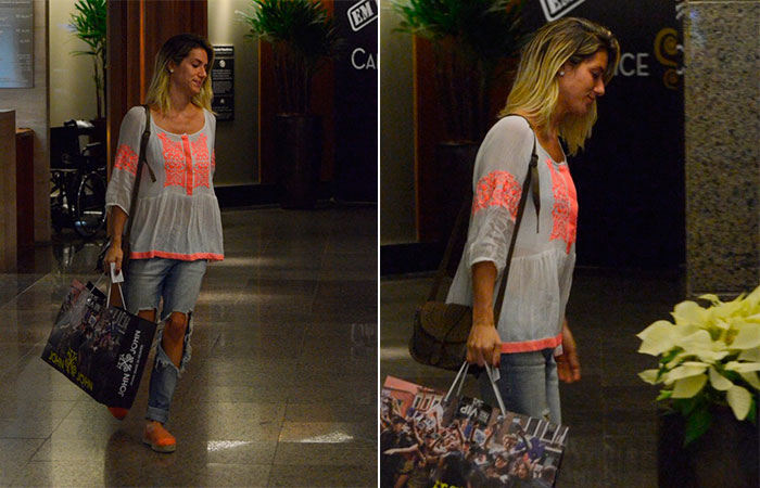 De jeans rasgado e estiloso, Giovanna Ewbank faz compras em shopping do Rio  - OFuxico