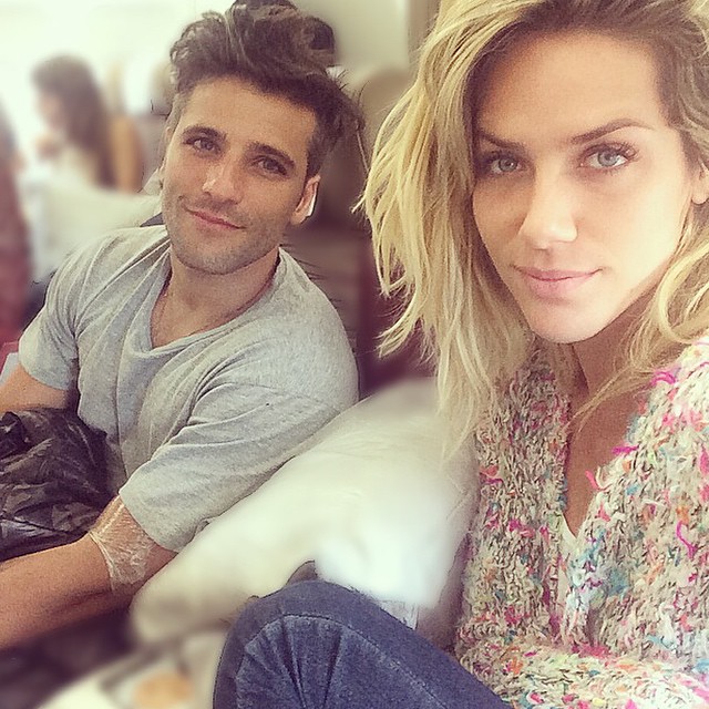 Giovanna Ewbank e Bruno Gagliasso embarcam para férias fora do Brasil