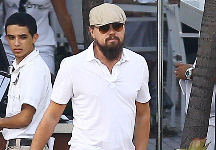 Leonardo DiCaprio aparece com visual cada vez mais barbudo