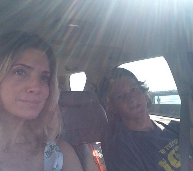 Letícia Spiller viaja a Petrópolis com o filho: ‘Meu raio sol’