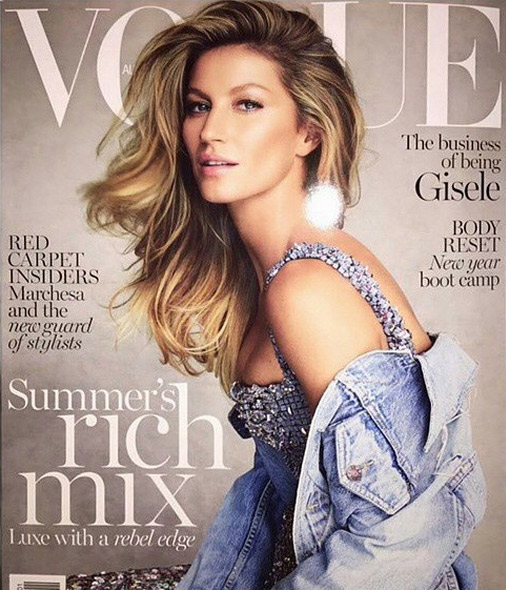Gisele Bündchen posa para capa da Vogue australiana 