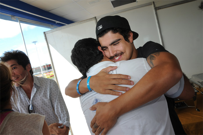 Caio Castro, Daniel e outros famosos participam de Corrida de Kart em Santa Catarina