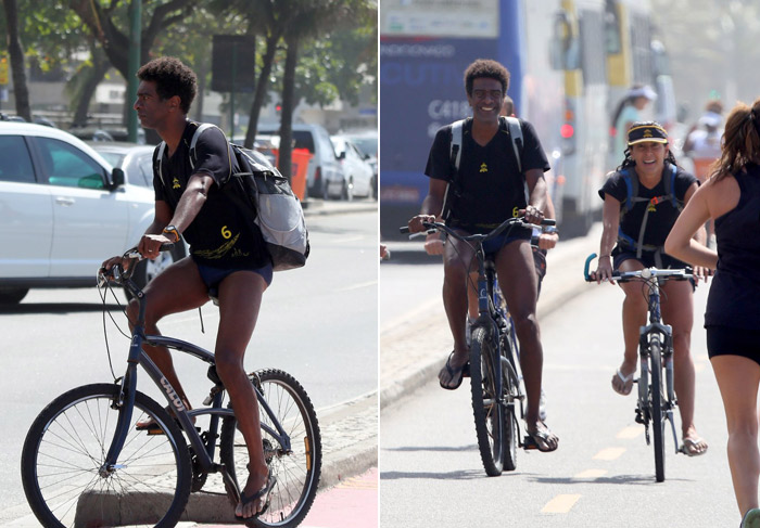 Hélio de la Peña pedala com amiga na orla carioca