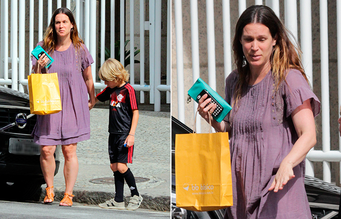 Vanessa Lóes e o filho mais velho vão às compras pelas ruas da Gávea