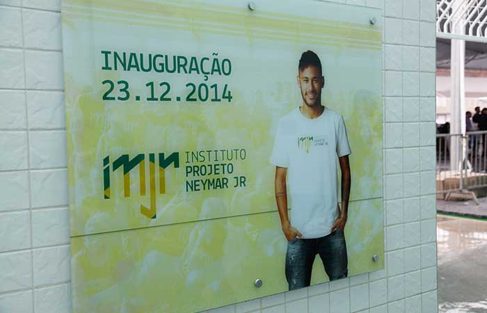  Pai de Neymar inaugura Instituto Projeto Neymar Jr, na Praia Grande